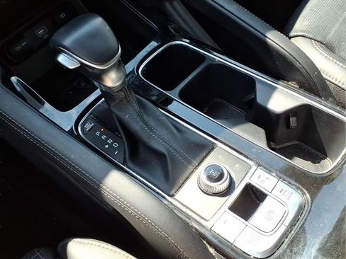 Used 2020 Kia Telluride SX w/ SX Prestige Package image 11