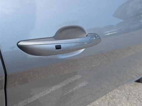 Certified 2023 Hyundai Elantra SEL w/ Convenience Package image 17