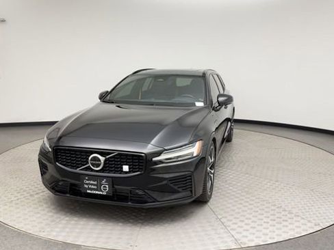 Certified 2025 Volvo V60 T8 Polestar image 7