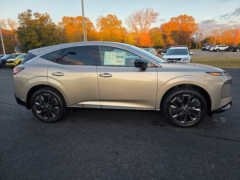 New 2026 Nissan Murano Platinum image 2