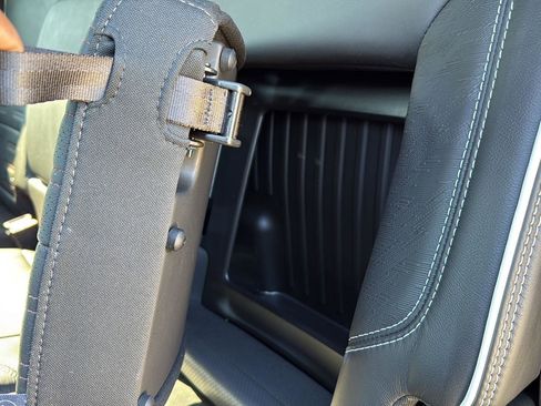 Used 2024 GMC Sierra 2500 AT4X image 24