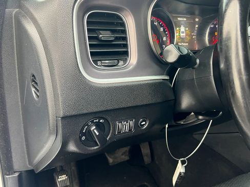 Used 2020 Dodge Charger SXT w/ Leather Interior Group RWD image 13