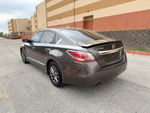 Used 2015 Nissan Altima 2.5 S w/ Special Edition Package image 9