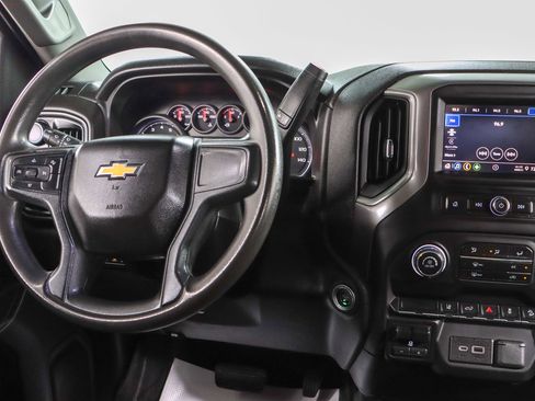 Used 2024 Chevrolet Silverado 2500 Custom w/ Custom Convenience Package image 17