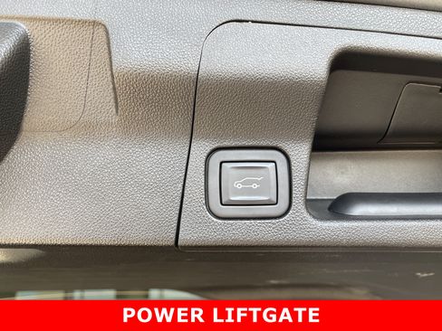 Used 2023 GMC Acadia SLE w/ Driver Convenience Package AWD/4WD image 22