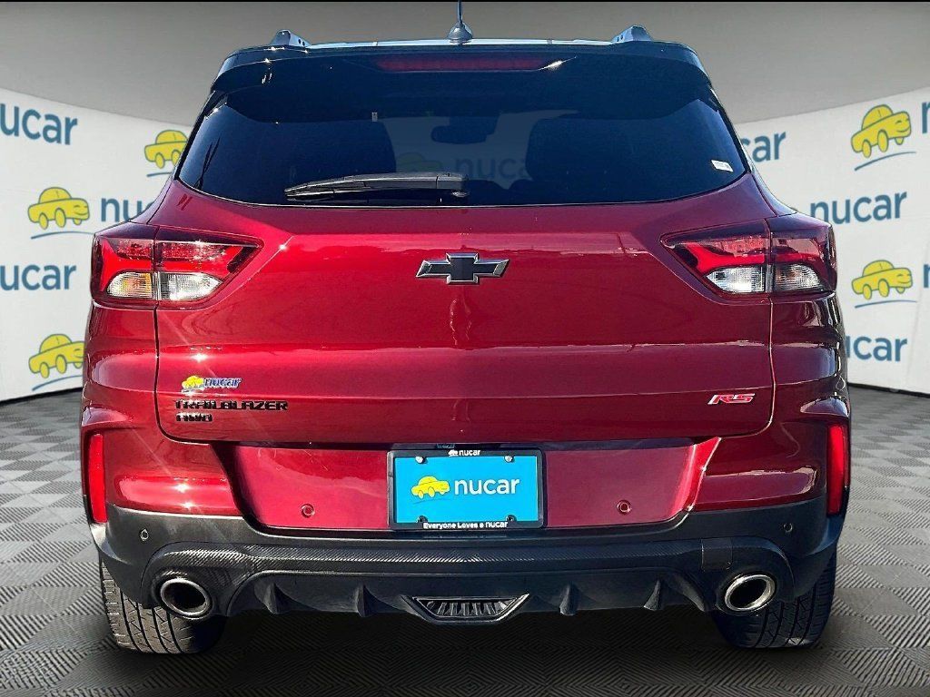 Used 2023 Chevrolet TrailBlazer RS w/ Sun and Liftgate Package AWD/4WD image 5