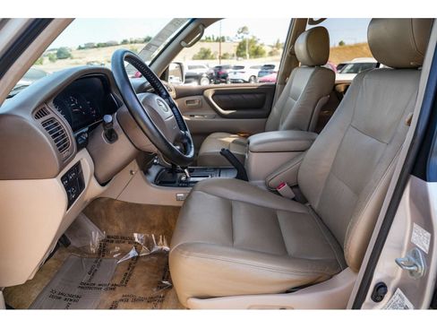 Used 2001 Toyota Land Cruiser AWD/4WD image 18
