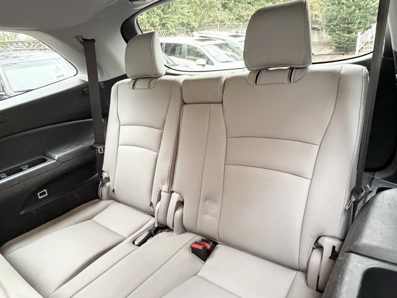 Used 2017 Honda Pilot EX-L image 19