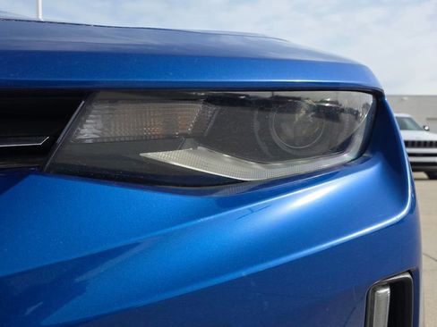 Used 2016 Chevrolet Camaro LT w/ RS Package RWD image 9