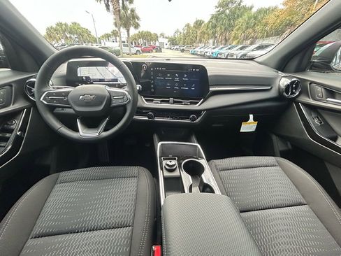 New 2026 Chevrolet Equinox LT w/ Midnight Edition FWD image 21