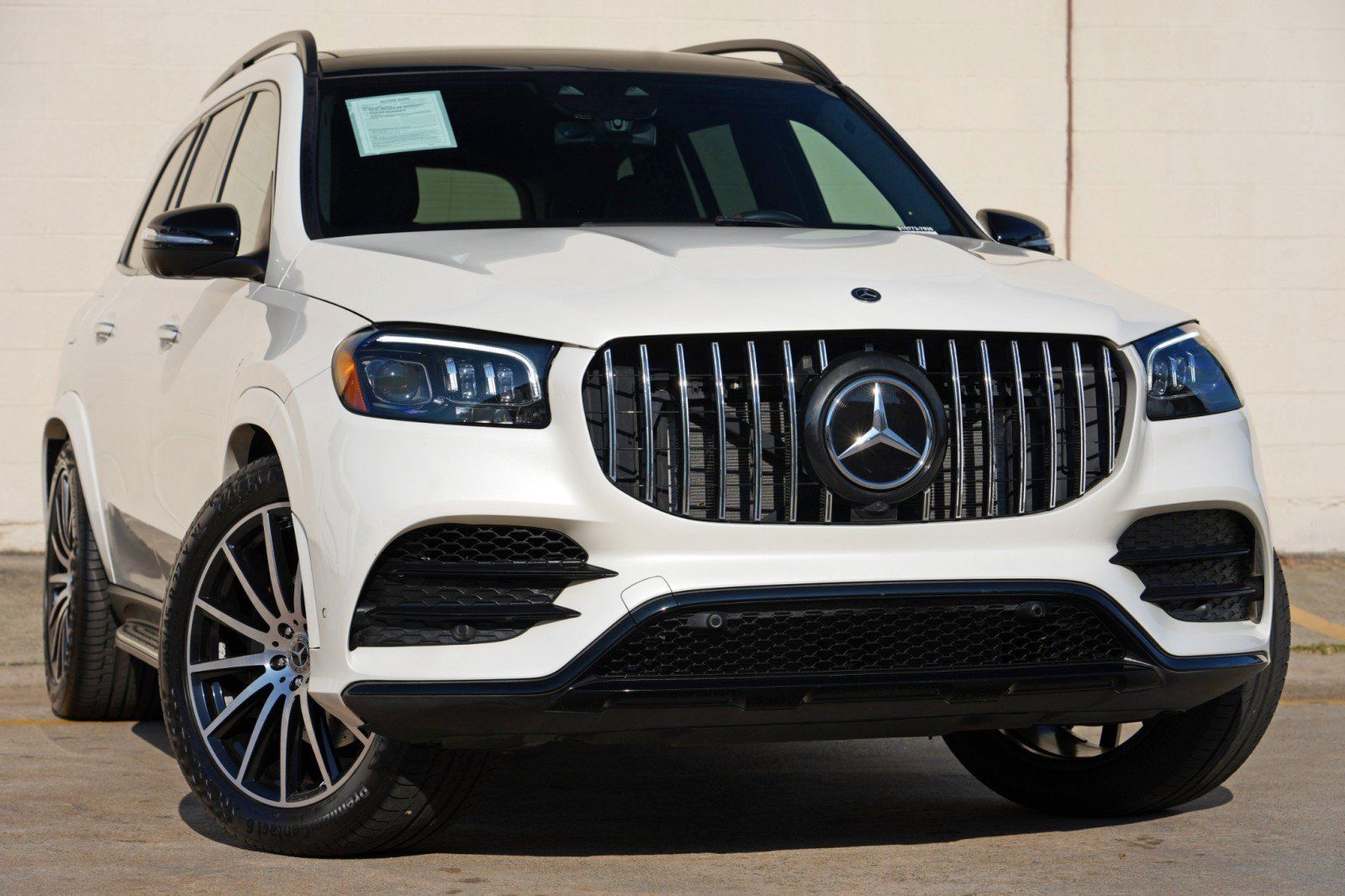 Used 2022 Mercedes-Benz GLS 580 4MATIC image 4