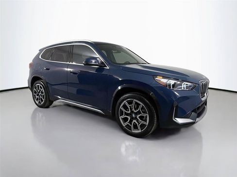 New 2026 BMW X1 xDrive28i w/ Technology Package AWD/4WD image 4