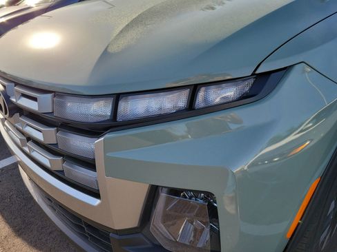 Used 2025 Hyundai Santa Cruz SEL image 5