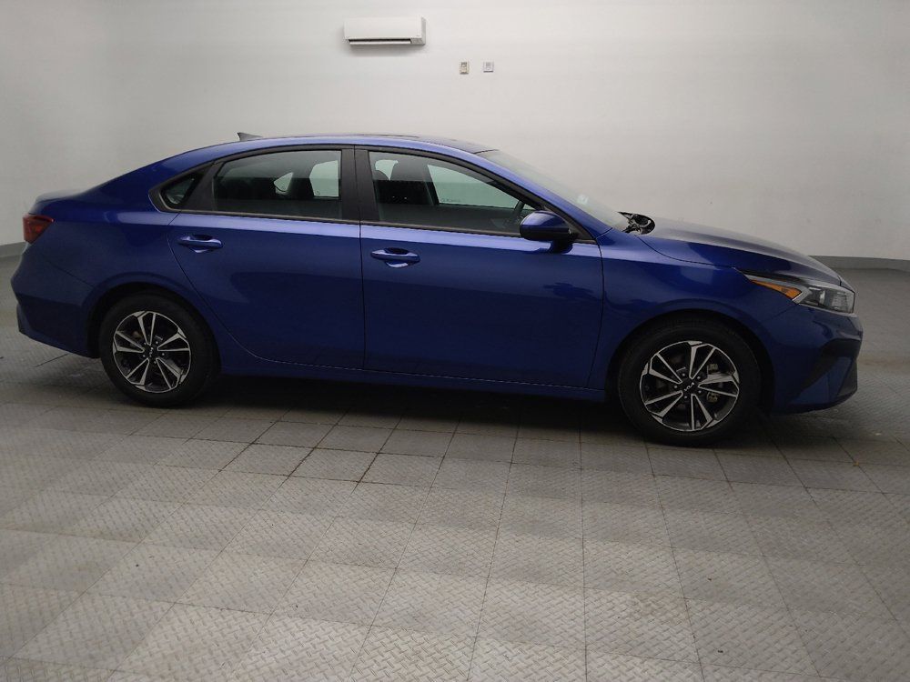 Used 2024 Kia Forte LXS FWD image 11
