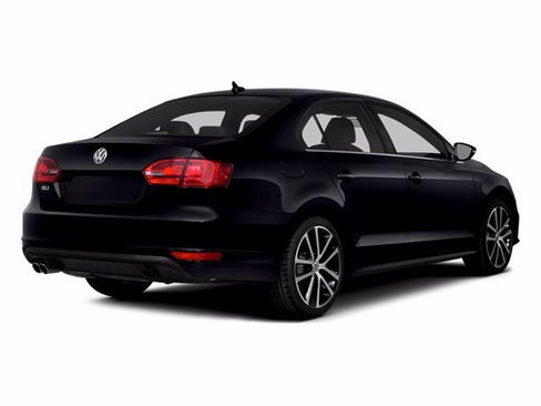Used 2014 Volkswagen Jetta GLI FWD image 2