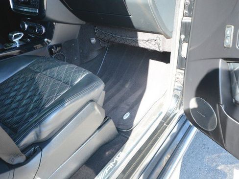 Used 2015 Mercedes-Benz G 63 AMG 4MATIC image 32