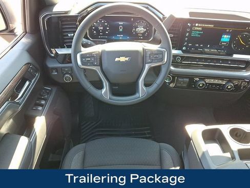 Used 2026 Chevrolet Silverado 1500 LT AWD/4WD image 3