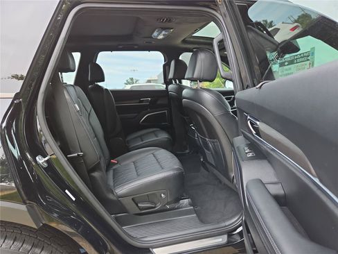 Certified 2023 Kia Telluride SX Prestige X-Pro AWD/4WD image 30