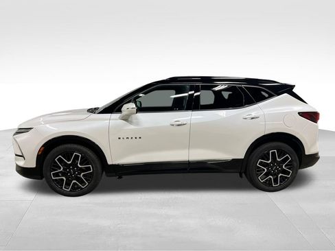 Certified 2024 Chevrolet Blazer RS w/ Enhanced Convenience Package AWD/4WD image 6