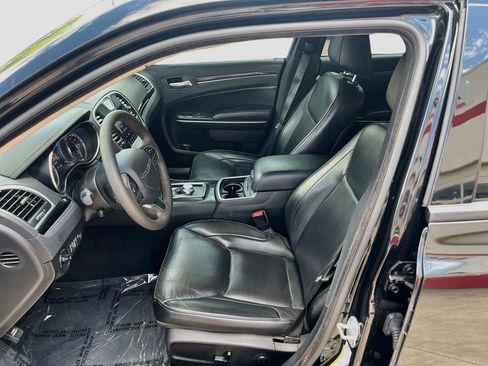 Used 2023 Chrysler 300 Touring L w/ Popular Equipment Group AWD/4WD image 22