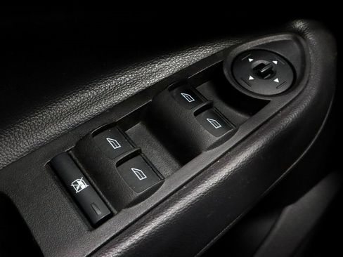 Certified 2017 Ford Escape SE image 26