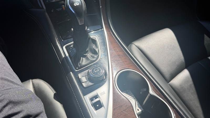 Used 2019 INFINITI Q50 Luxe w/ Essential Package (3.0T Luxe) AWD/4WD image 36