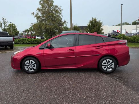 Used 2016 Toyota Prius Four w/ Advanced Technology Package FWD image 3