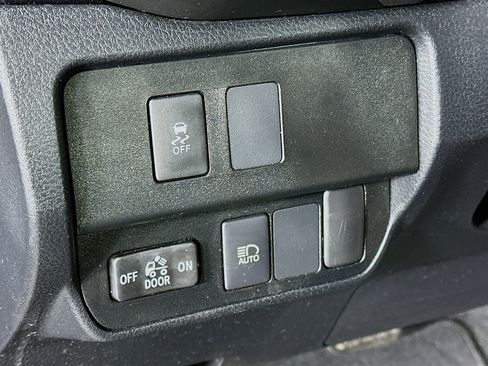 Used 2021 Toyota Tacoma SR5 image 16