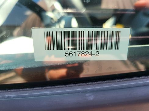 Used 2025 Jeep Compass Limited AWD/4WD image 4