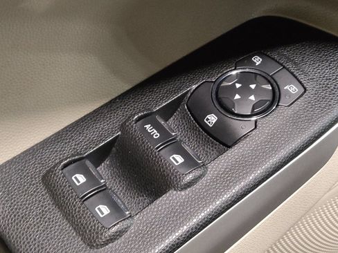 Used 2021 Ford EcoSport S FWD image 27