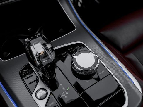 Used 2021 BMW X5 xDrive40i w/ Executive Package image 31