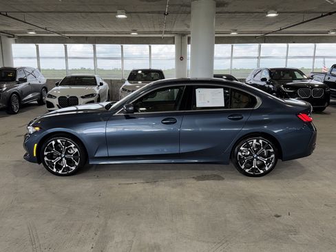 Used 2025 BMW 330i Sedan w/ Convenience Package RWD image 5