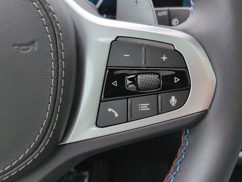 Used 2026 BMW X7 M60i AWD/4WD image 27