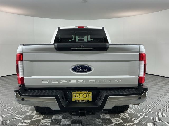 Used 2019 Ford F350 Lariat w/ Lariat Ultimate Package AWD/4WD image 5