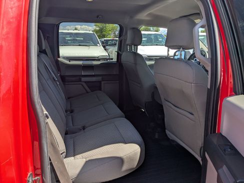 Used 2015 Ford F150 XLT w/ Equipment Group 302A Luxury AWD/4WD image 33