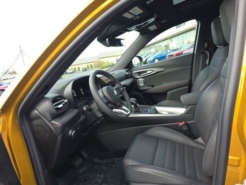 Used 2024 Dodge Hornet GT AWD/4WD image 16