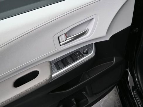 Certified 2026 Toyota Sienna XLE AWD/4WD image 22