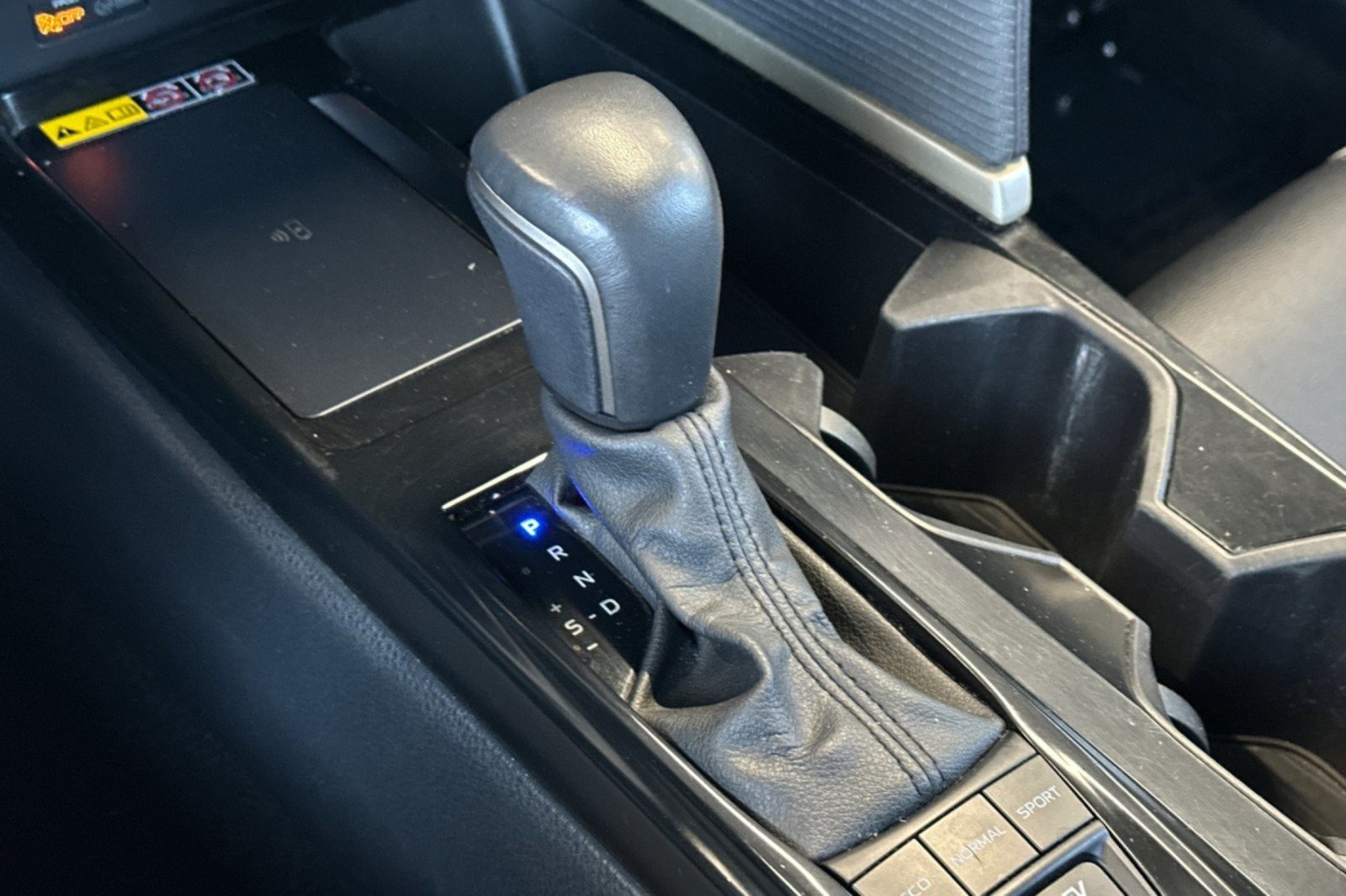 Certified 2025 Toyota Camry SE FWD image 19