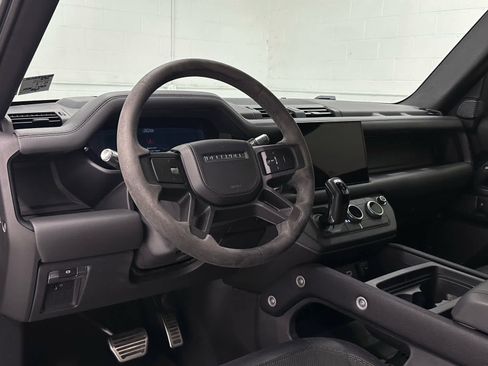 Used 2022 Land Rover Defender 90 V8 image 10