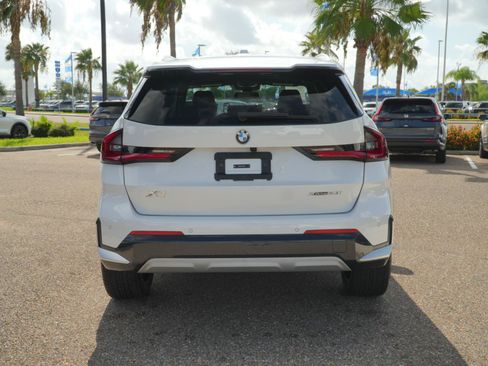 Used 2025 BMW X1 xDrive28i w/ Convenience Package AWD/4WD image 6