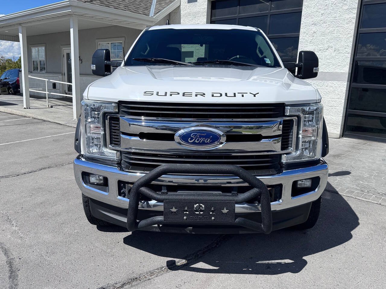 Used 2019 Ford F250 XLT w/ XLT Value Package AWD/4WD image 3