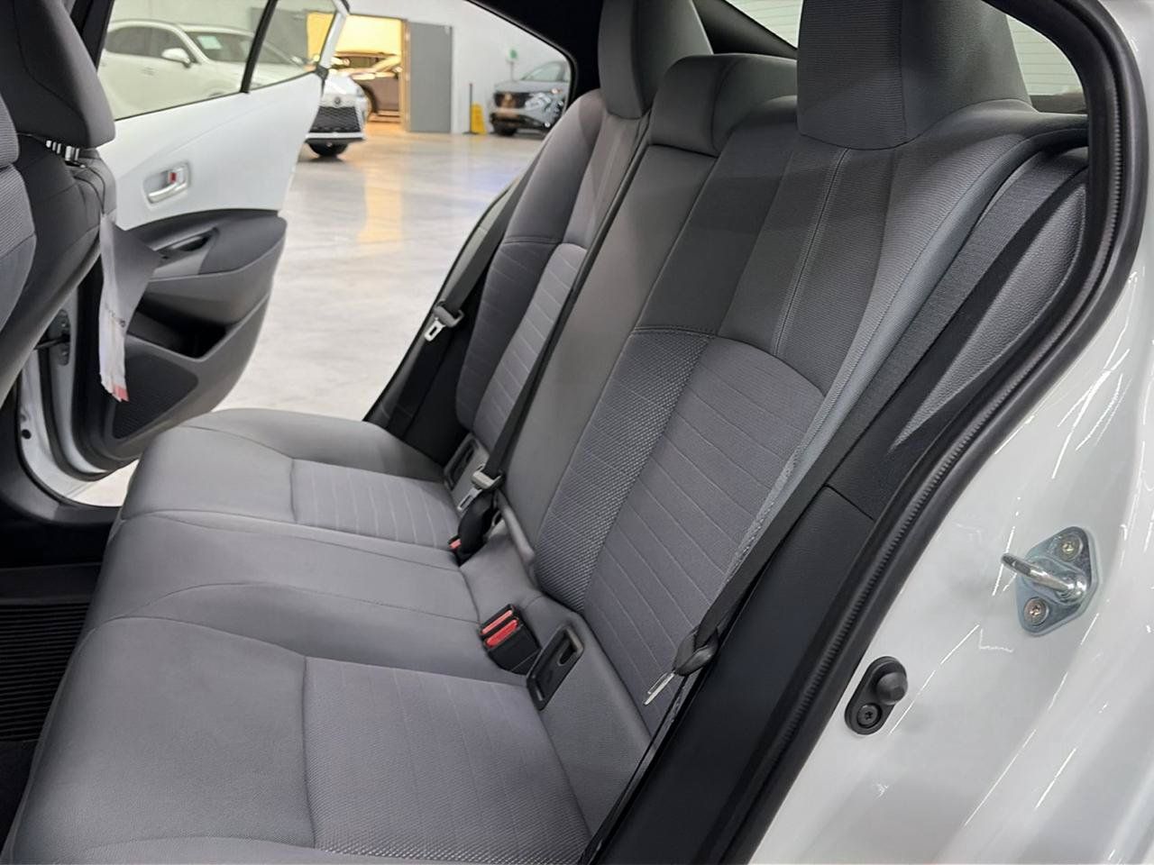 Used 2026 Toyota Corolla SE FWD image 20