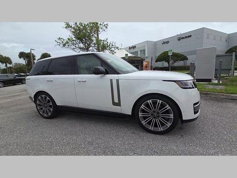 Used 2024 Land Rover Range Rover SE AWD/4WD image 50