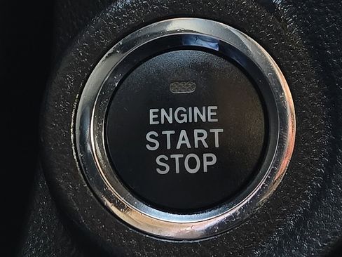 Used 2020 Subaru Outback Limited XT image 16