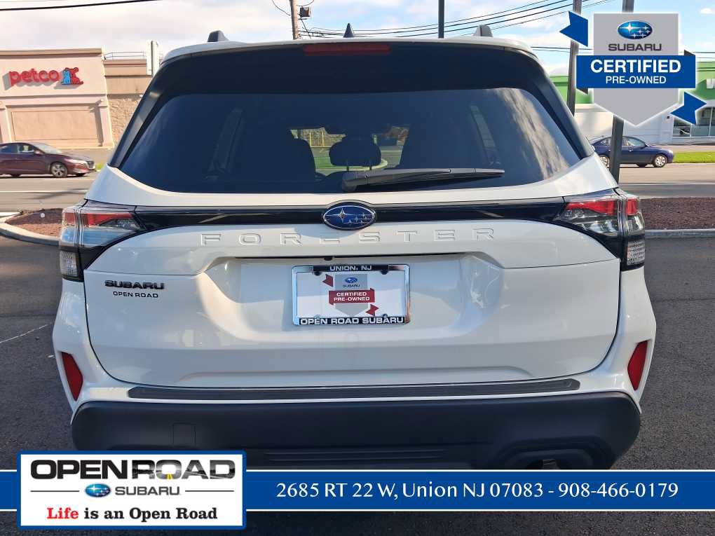 Used 2026 Subaru Forester Premium AWD/4WD image 4