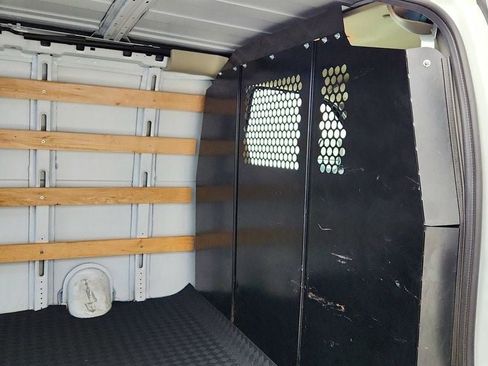 Used 2025 GMC Savana 2500 w/ Driver Convenience Package RWD image 22