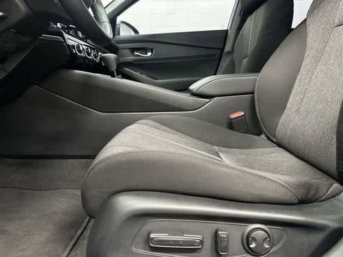Used 2024 Honda Accord Sport image 25