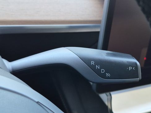 Used 2022 Tesla Model 3 Long Range AWD/4WD image 20