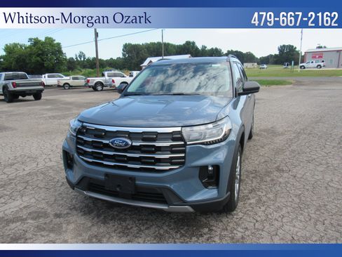 New 2026 Ford Explorer Active w/ Active Comfort Package AWD/4WD image 2