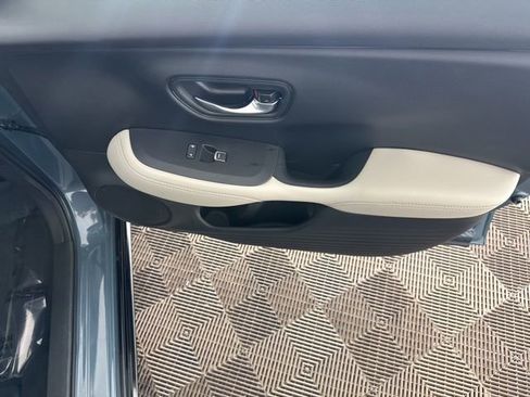 Certified 2026 Honda HR-V EX-L image 25